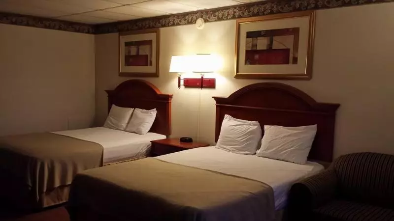 בית מלון כפרי Americas Best Value Inn   Palmyra/hershey