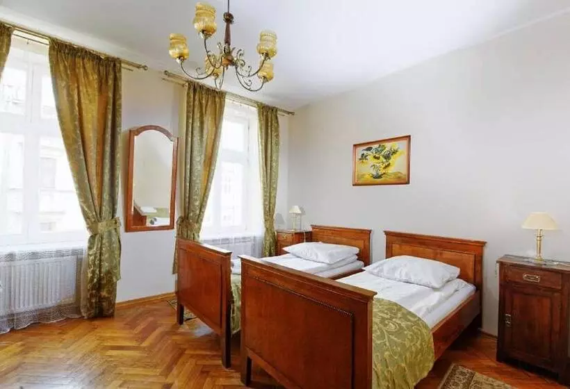 Aparthotel Camea