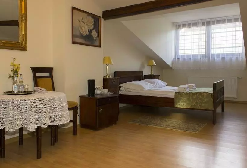 Aparthotel Camea