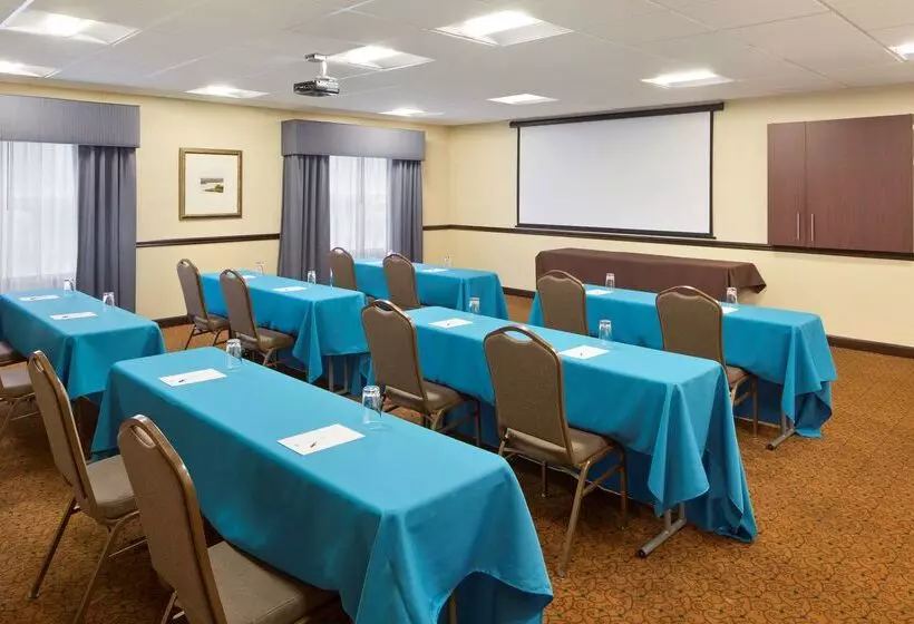 Отель Country Inn & Suites By Radisson, Baltimore North, Md