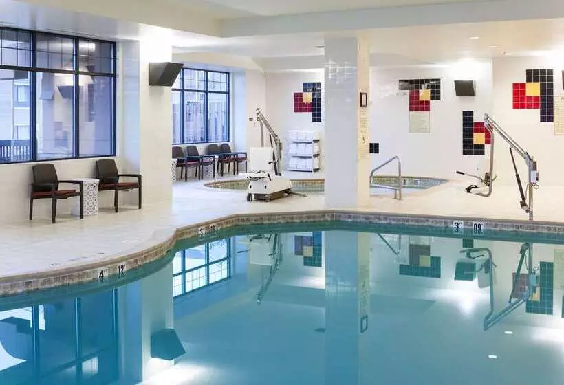 酒店 Embassy Suites Anchorage