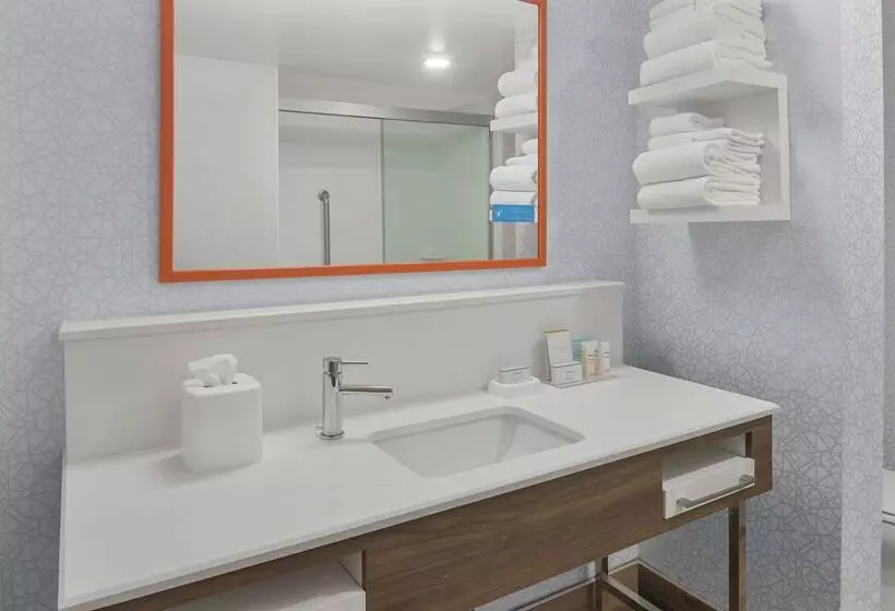 Hotelli Hampton Inn & Suites Macon I 75 North