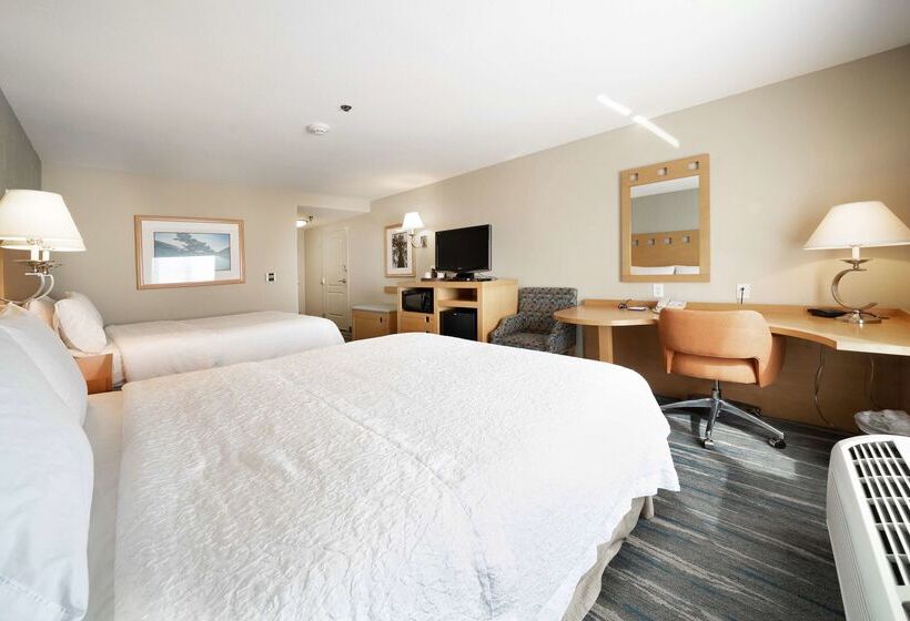 בית מלון כפרי Hampton Inn And Suites Madera