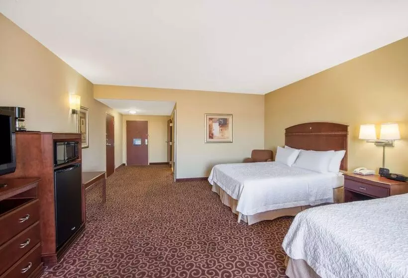 Отель Hampton Inn & Suites Oklahoma City South