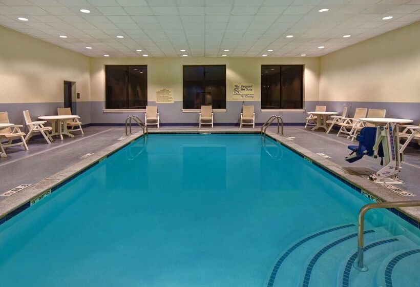 ホテル Hampton Inn White River Junction