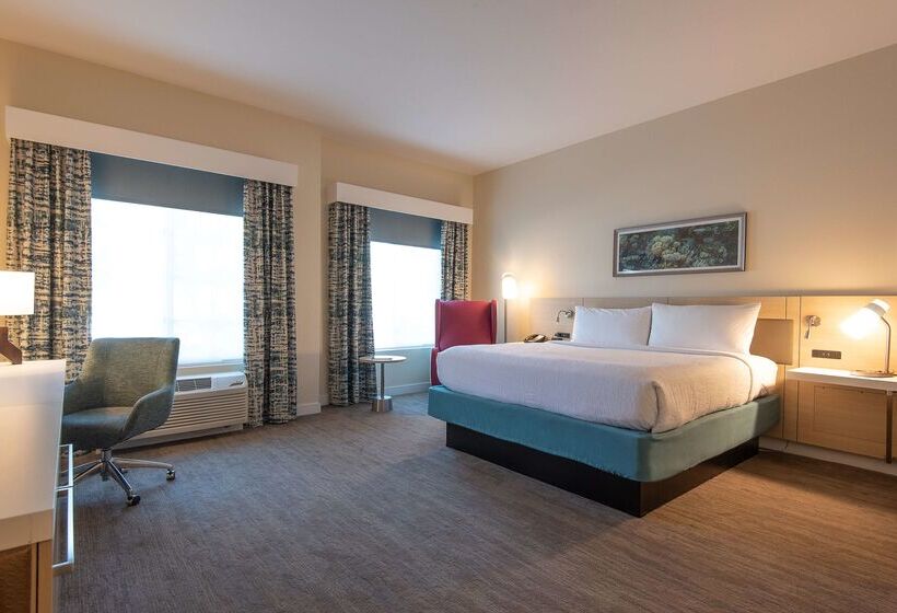 Отель Hilton Garden Inn Calabasas