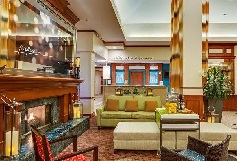 בית מלון כפרי Hilton Garden Inn Cleveland Airport