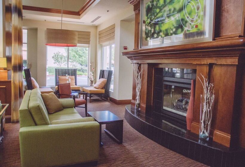 فندق Hilton Garden Inn Fairfield