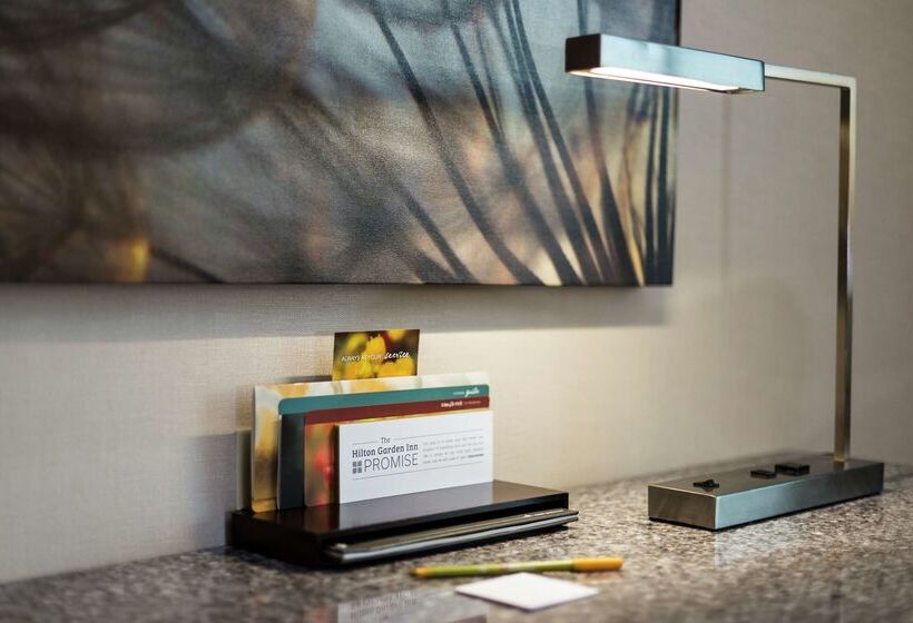 فندق Hilton Garden Inn Fairfield