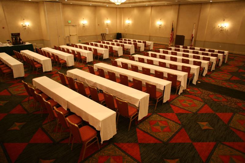 فندق Hilton Garden Inn Fairfield