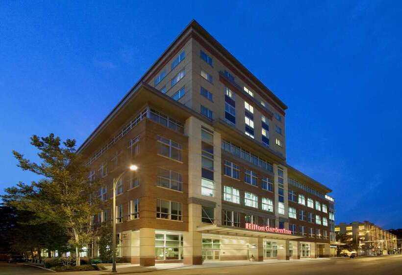 בית מלון כפרי Hilton Garden Inn Ithaca