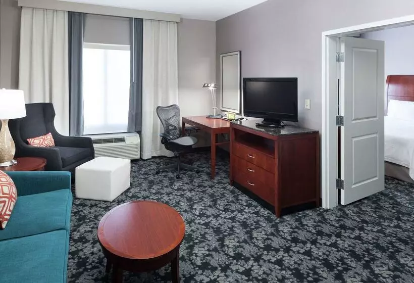 ホテル Hilton Garden Inn Lake Forest Mettawa