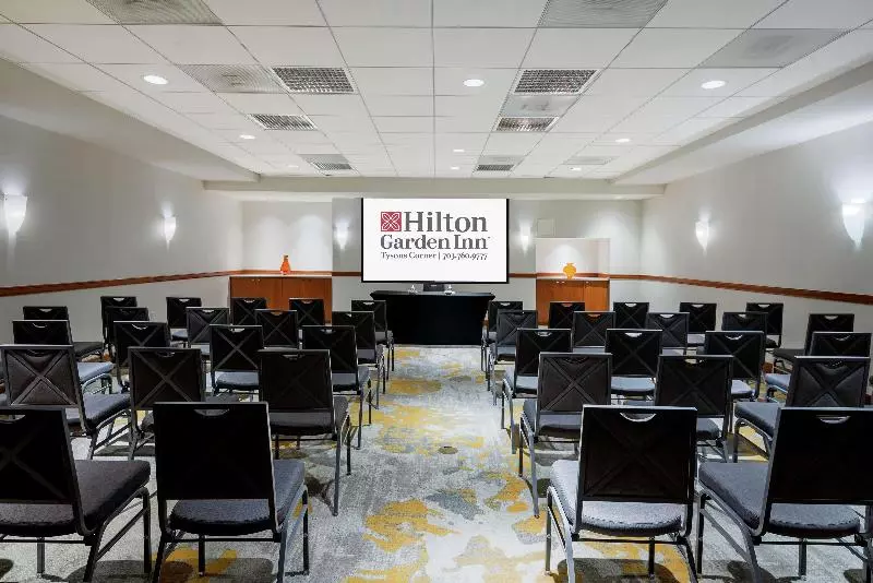 בית מלון כפרי Hilton Garden Inn Tysons Corner