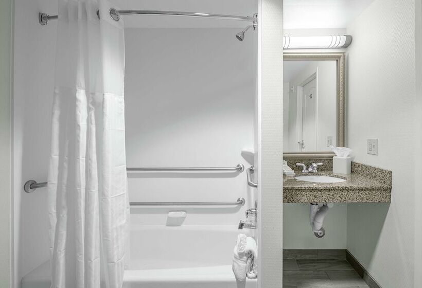 فندق Hilton Garden Inn Wilmington Mayfaire Town Center