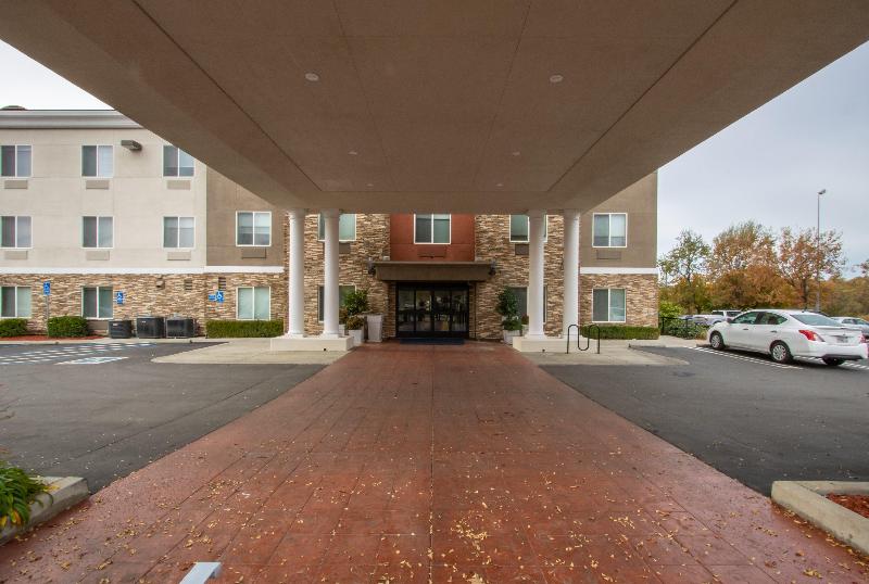 Holiday Inn Express Hotel & Suites Roseville   Galleria Area, An Ihg