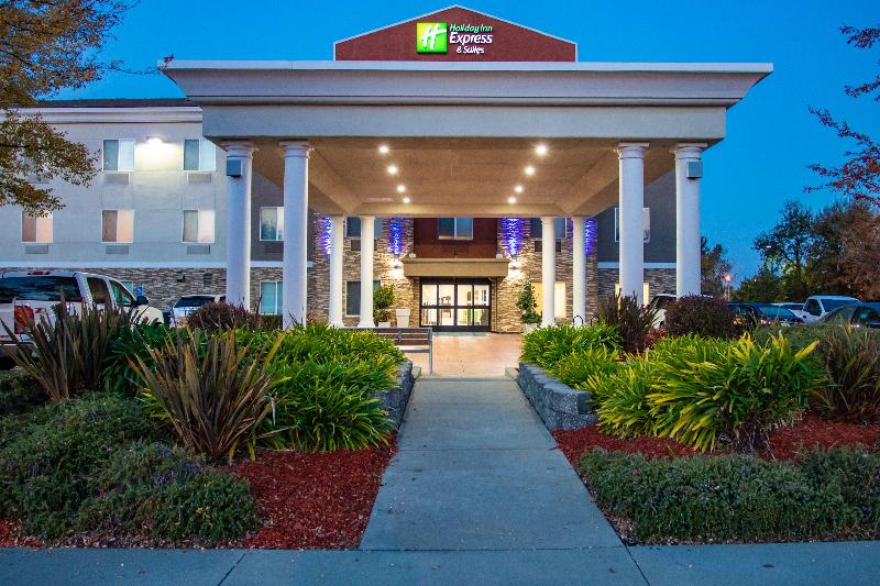 Holiday Inn Express Hotel & Suites Roseville   Galleria Area, An Ihg