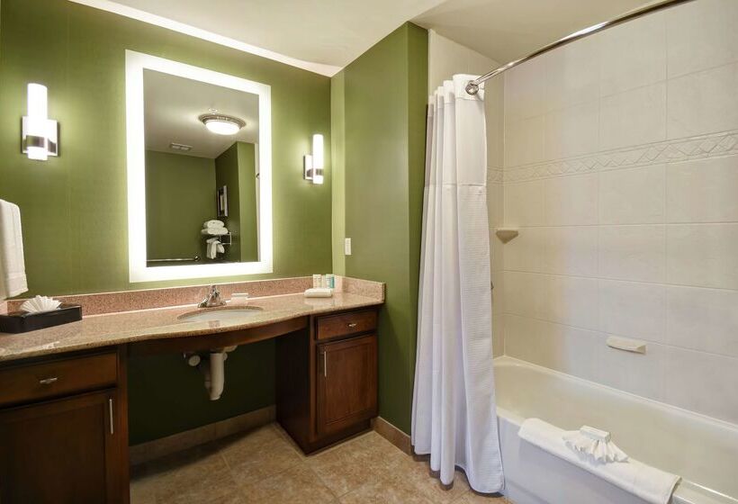 فندق Homewood Suites By Hilton At The Waterfront