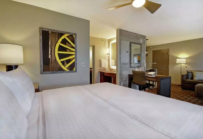 Hotel Homewood Suites By Hilton At The Waterfront