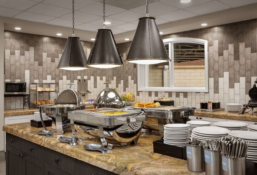 فندق Homewood Suites By Hilton At The Waterfront