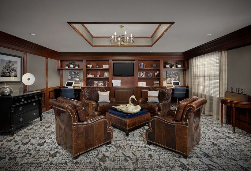 فندق Homewood Suites By Hilton At The Waterfront