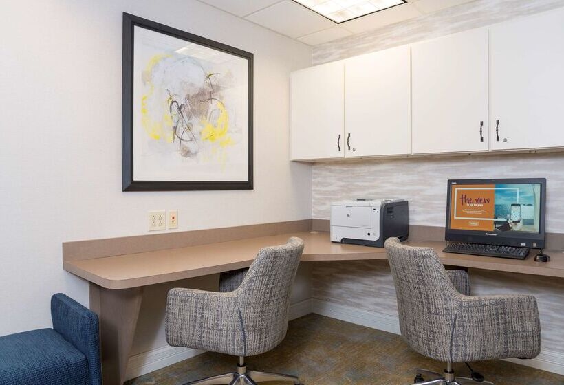 هتل Homewood Suites By Hilton Indianapolis Northwest