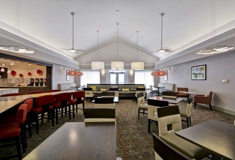 ホテル Homewood Suites By Hilton Ithaca