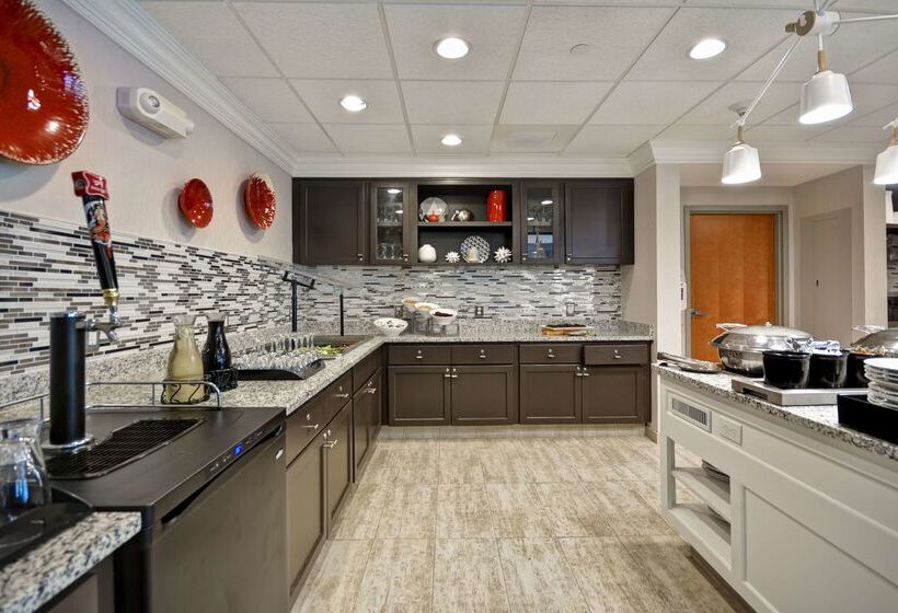 ホテル Homewood Suites By Hilton Ithaca