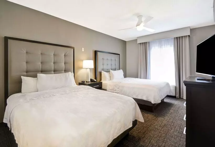 هتل Homewood Suites By Hilton Ithaca