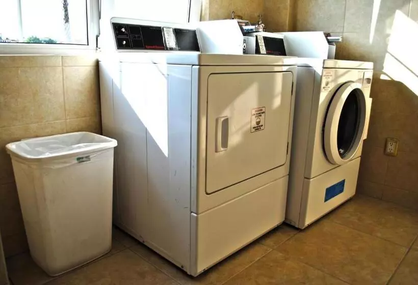 Отель Intercity Zapopan