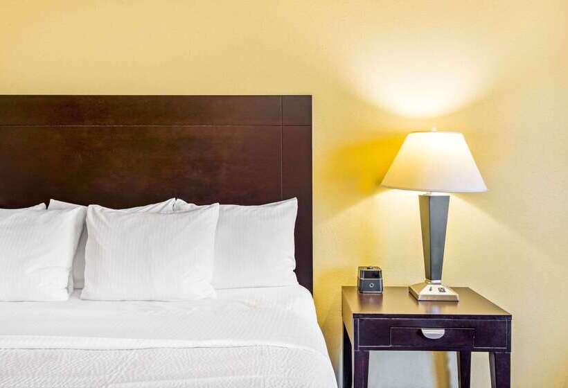 فندق La Quinta By Wyndham Eastland