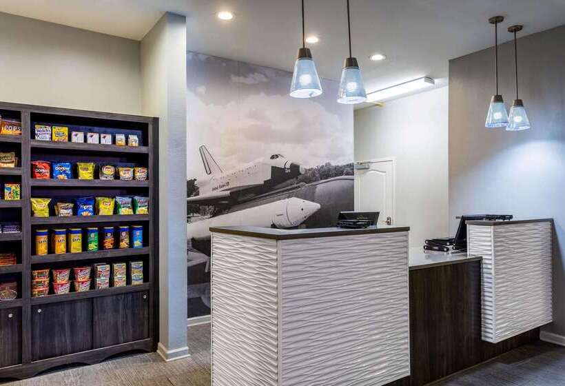 בית מלון כפרי La Quinta By Wyndham Huntsville Airport Madison