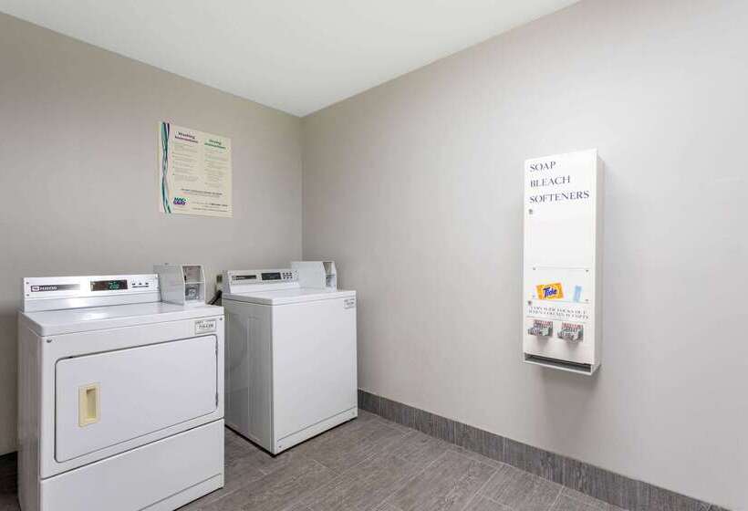 בית מלון כפרי La Quinta By Wyndham Huntsville Airport Madison