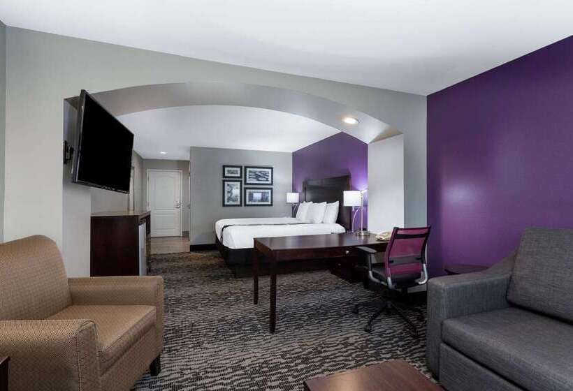 בית מלון כפרי La Quinta By Wyndham Huntsville Airport Madison