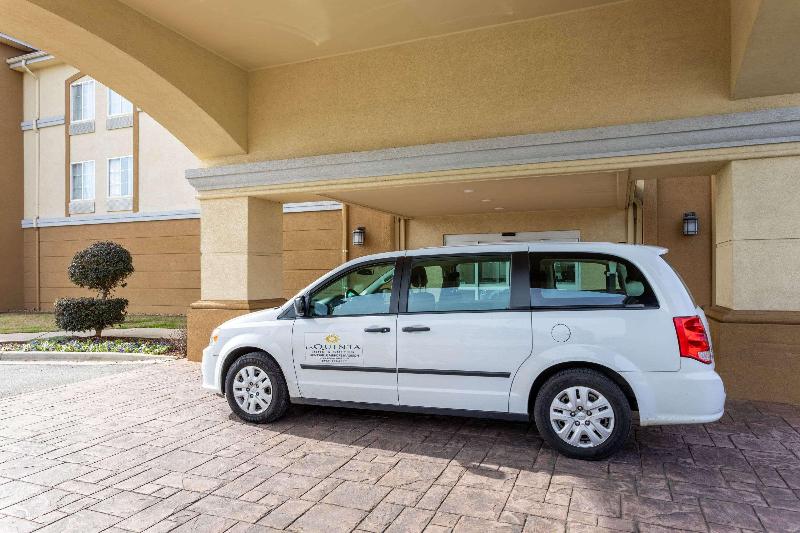 בית מלון כפרי La Quinta By Wyndham Huntsville Airport Madison