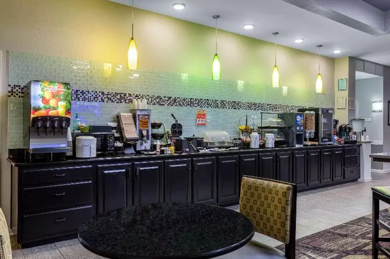 酒店 La Quinta By Wyndham Huntsville Airport Madison