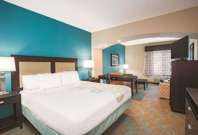 Отель La Quinta By Wyndham Kingsland/kings Bay Naval B