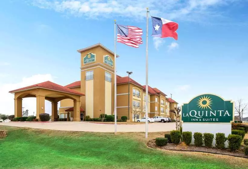 Отель La Quinta Inn & Suites By Wyndham Longview North