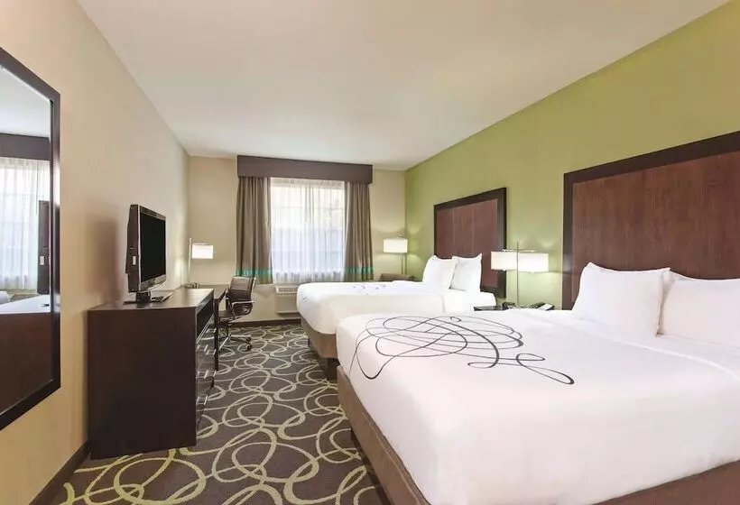 酒店 La Quinta By Wyndham Los Banos