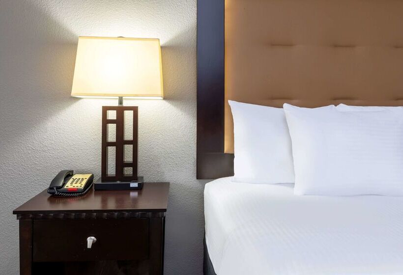 בית מלון כפרי La Quinta By Wyndham Mt. Pleasant