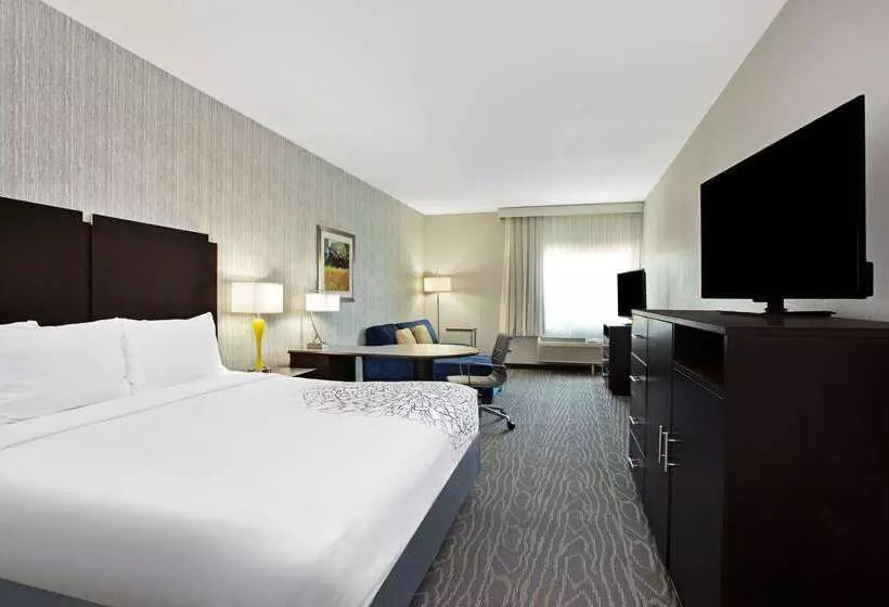 בית מלון כפרי La Quinta By Wyndham Palestine