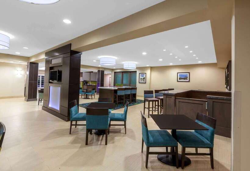 فندق La Quinta By Wyndham Midland North