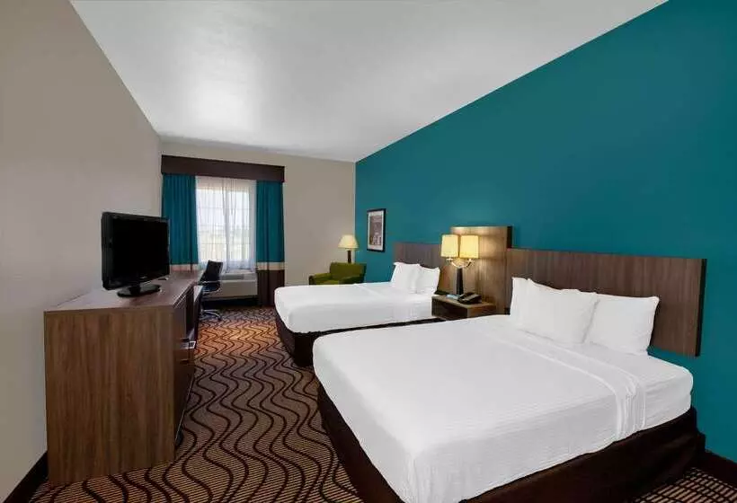 Hotelli La Quinta By Wyndham Midland North