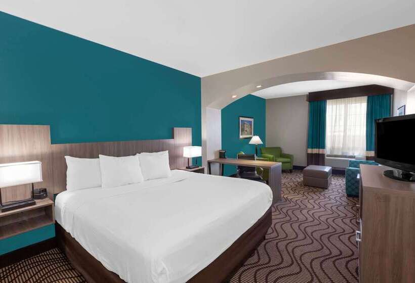 فندق La Quinta By Wyndham Midland North