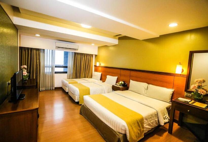 Hotel The Malayan Plaza