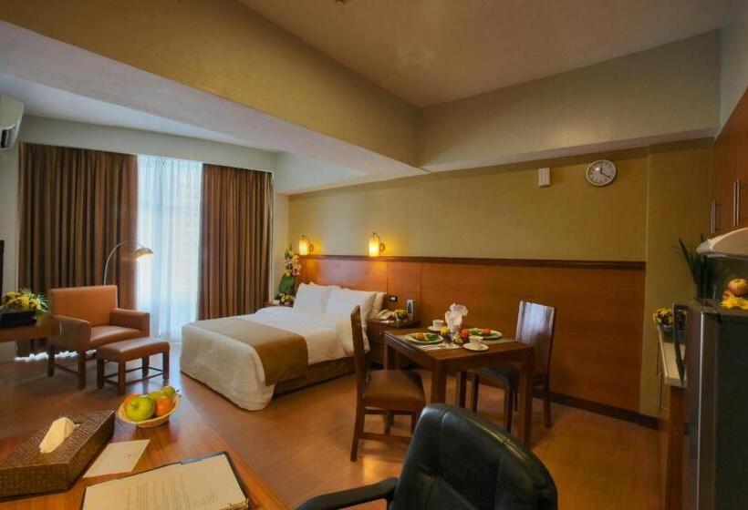 Hotel The Malayan Plaza