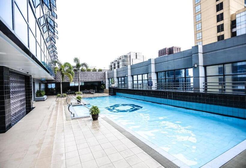 Hotel The Malayan Plaza