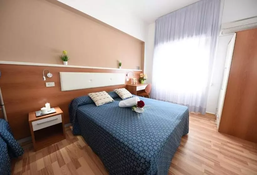 هتل Miramare Inn