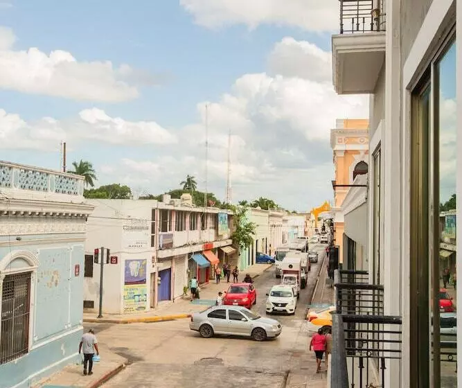 هتل Nacional Merida