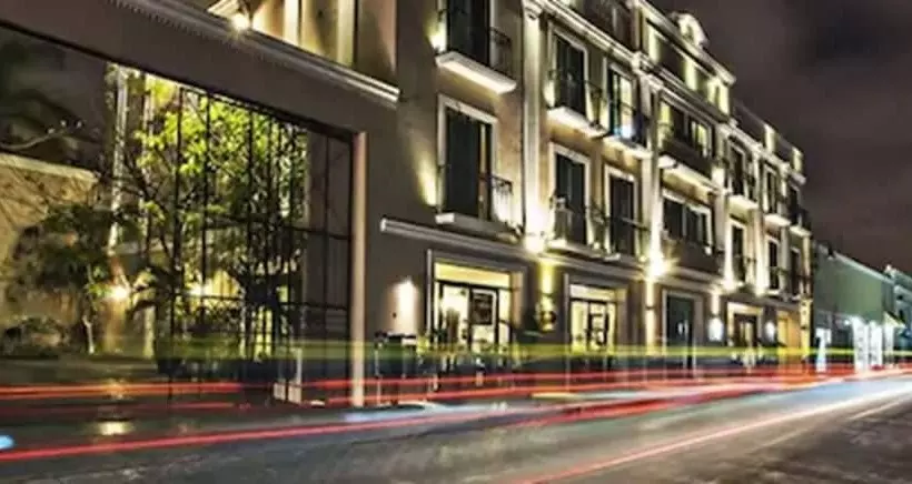 هتل Nacional Merida