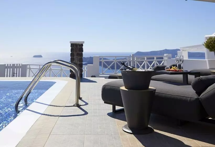 هتل Petit Palace Suites